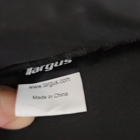 Targus Black Briefcase 16"X13"X4" - Picture 6 of 16